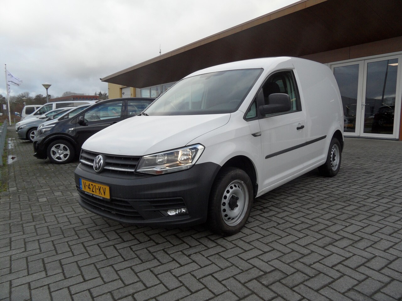 Volkswagen Caddy - 2.0 TDI L1H1 BMT Comfortline 2.0 TDI L1H1 BMT Comfortline - AutoWereld.nl