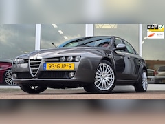 Alfa Romeo 159 - 3.2 JTS Q4 Elegante Leer Clima 260PK Mooi