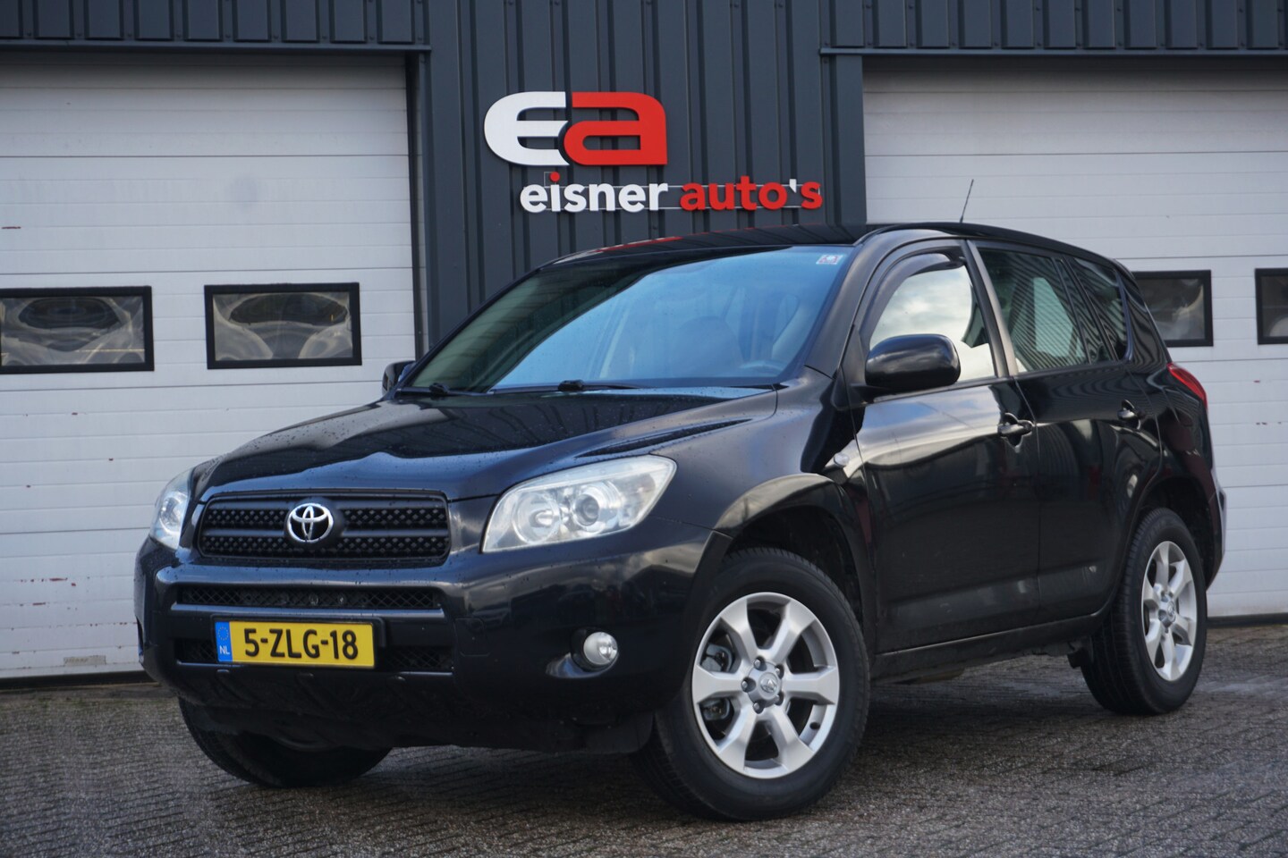 Toyota RAV4 - 2.0 VVTi Executive Automaat | LEDER | TREKHAAK | ECC | STOELVERW. | - AutoWereld.nl