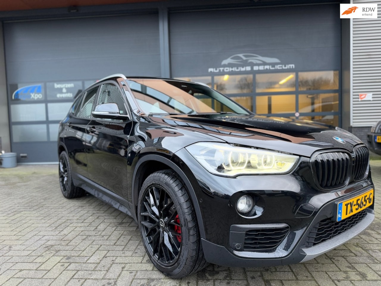 BMW X1 - SDrive18i Executive |NAP|DEALER ONDERHOUDEN|KEYLESS - AutoWereld.nl