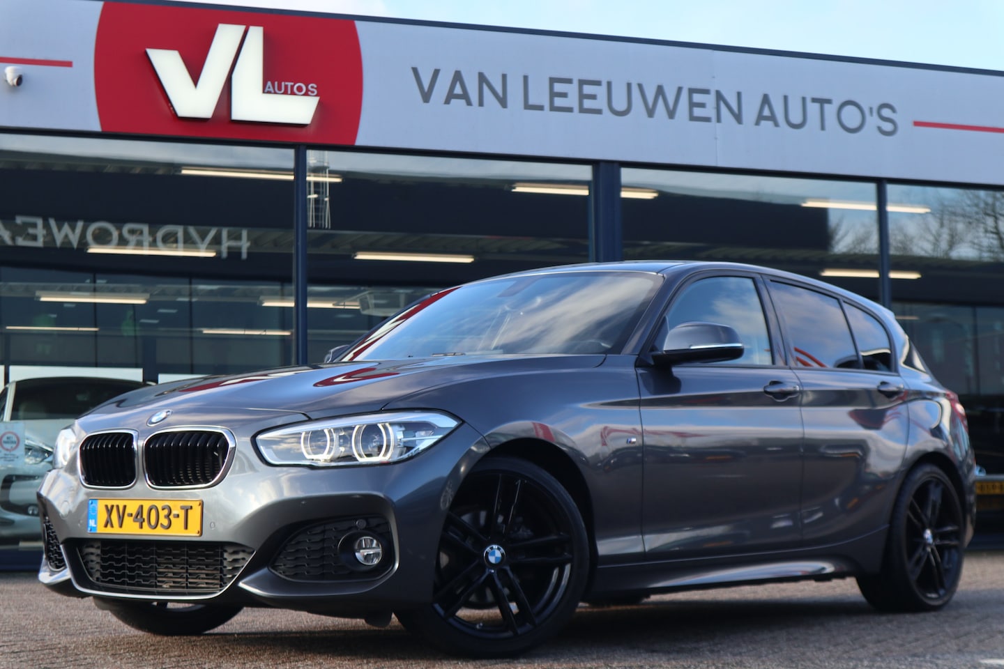 BMW 1-serie - 118i Edition M Sport Shadow High Executive | Navi | Stoelverwarming | LCI - AutoWereld.nl