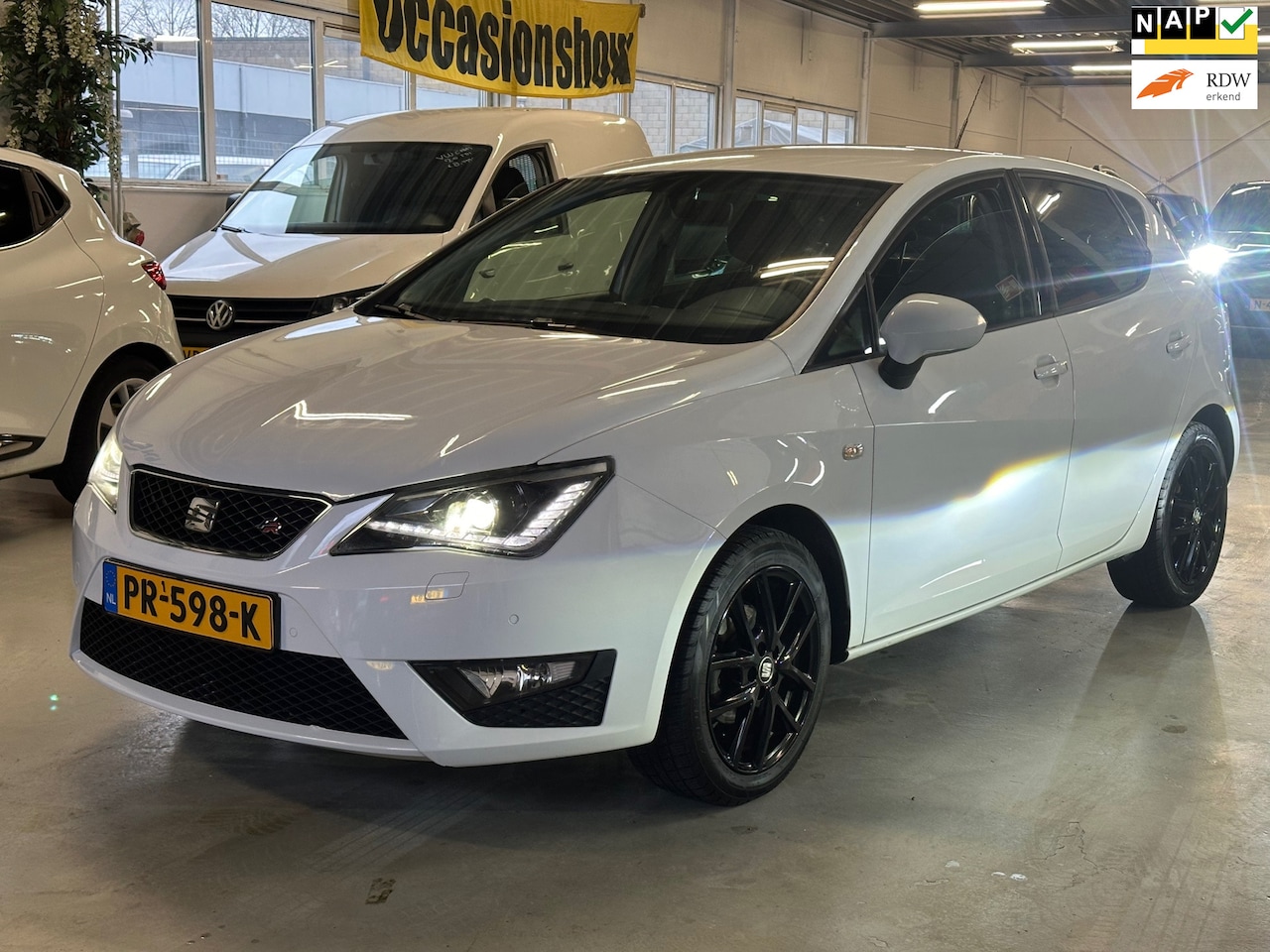 Seat Ibiza - 1.0 EcoTSI FR Connect | NAP | LED - AutoWereld.nl