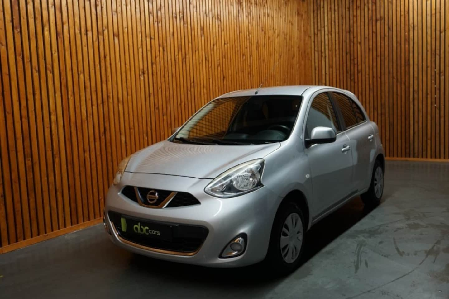 Nissan Micra - 1.2 5 Drs CONNECT EDITION N-TEC  - 23.000 KM! - AutoWereld.nl