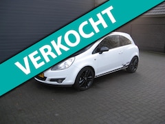 Opel Corsa - 1.4-16V White Edition