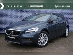 Volvo V40 Cross Country - 1.5 T3 Nordic+ Automaat | Trekhaak | Leder | Stoel verwarming | Leder | Keyless | Camera |