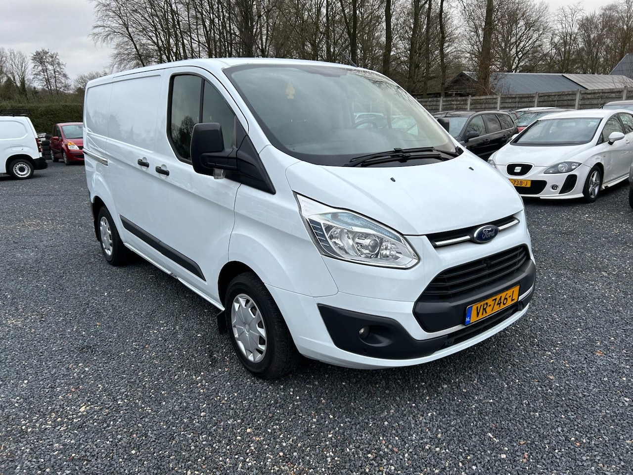 Ford Transit Custom - 270 2.2 TDCI L2H1 Trend - AutoWereld.nl