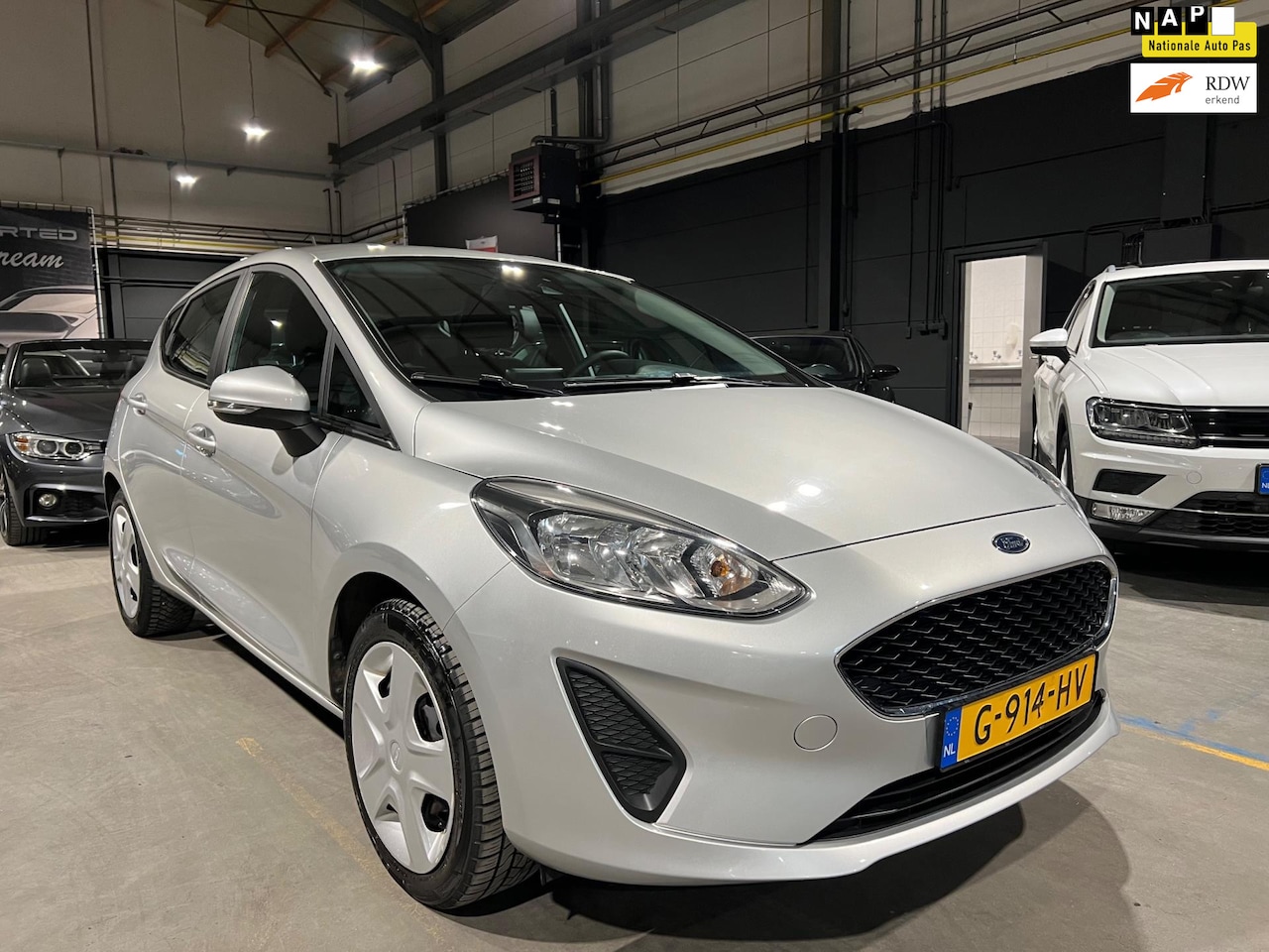 Ford Fiesta - 1.1 Trend - Airco - Cruise - Navigatie - NL Auto - AutoWereld.nl