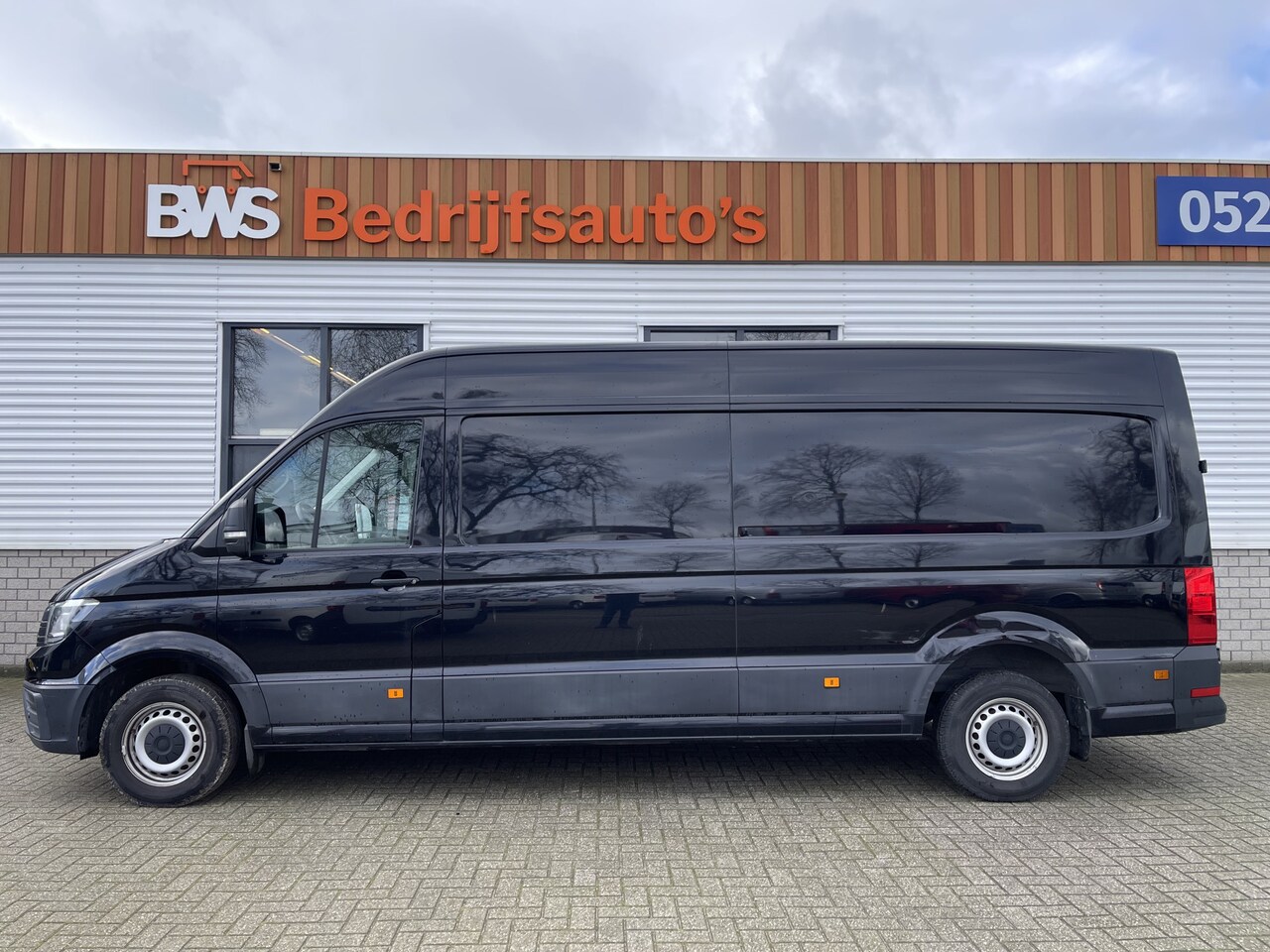 Volkswagen Crafter - 35 2.0 TDI 140pk L4H3 ( Voorheen L3H2 ) Comfortline / prijs met nieuwe APK € 14.950 ex btw - AutoWereld.nl