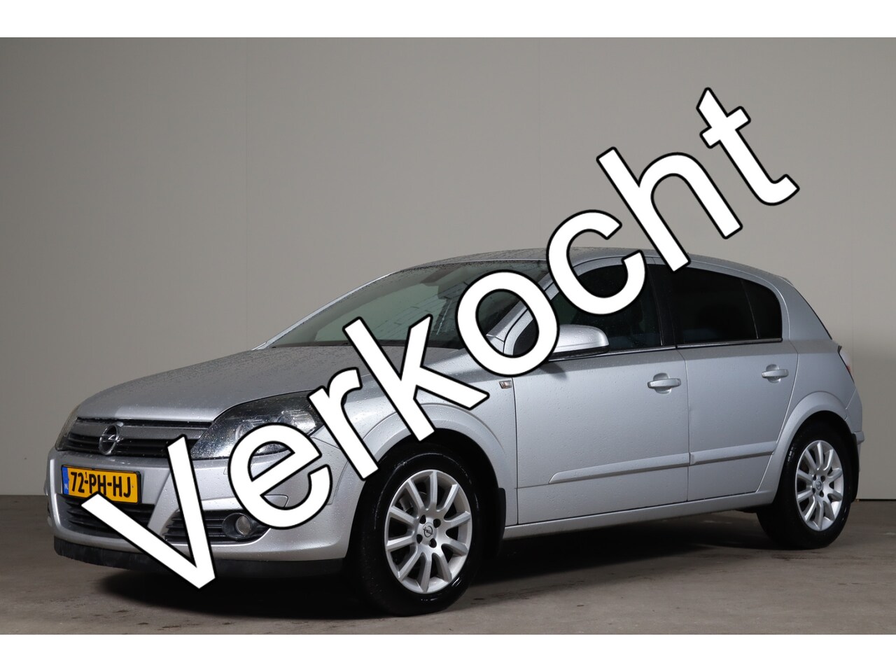 Opel Astra - 1.6 Cosmo NL-Auto Airco I Cruise - AutoWereld.nl