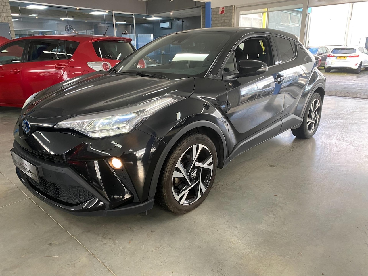 Toyota C-HR - 1.8 Hybrid Business 1.8 Hybrid Business - AutoWereld.nl