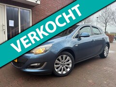 Opel Astra - 1.4 Turbo Cosmo