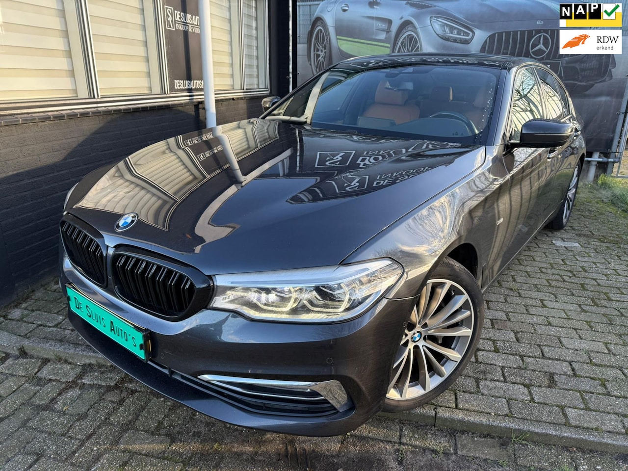 BMW 5-serie - 530i High Executive Luxury DAk NAP - AutoWereld.nl