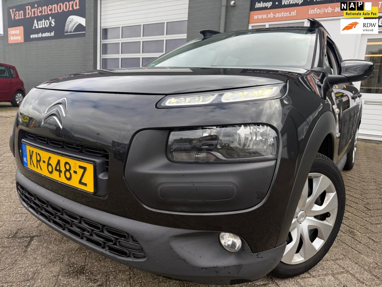 Citroën C4 Cactus - 1.2 PureTech Feel met parkeersensoren en trekhaak en airco en navigatie en bluetooth telef - AutoWereld.nl