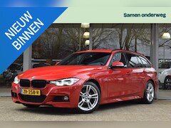 BMW 3-serie Touring - 318i M Sport Autm. met Nav/Sp Leder/Cam/Stoelverwa