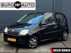 Daihatsu Cuore - 1.0-12V Tokyo 3 deurs - STUURBEKRACHTIGING - RADIO/CD - APK T/M 09-11-2025 - NAP - NL AUTO