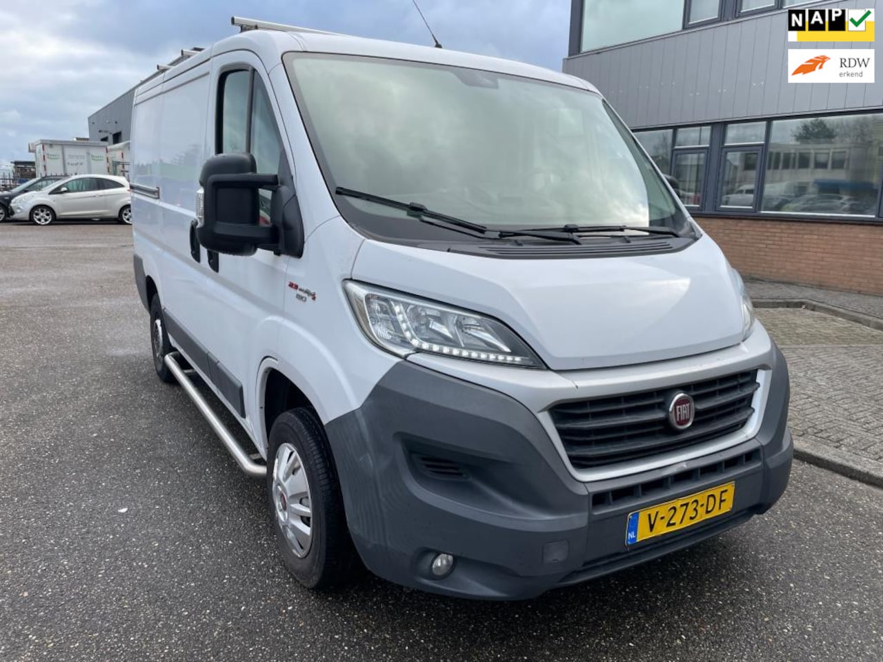 Fiat Ducato - 30 2.3 MultiJet L1H1 - 3 Personen, Nap, Airco , Navi, Trekhaak. Nieuwe APK - AutoWereld.nl