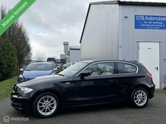 BMW 1-serie - 116d Corporate Business Line, Leder, Nieuwe apk