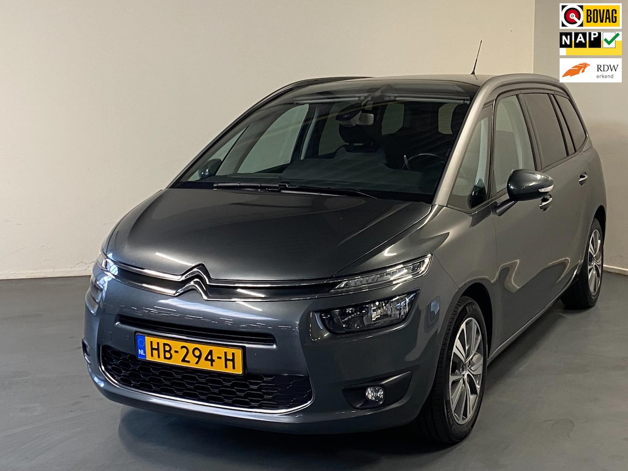 Citroën Grand C4 Picasso - 1.6 e-THP Intensive | NAVI | CAMERA | NL-AUTO | BLUETOOTH | TREKHAAK | - AutoWereld.nl