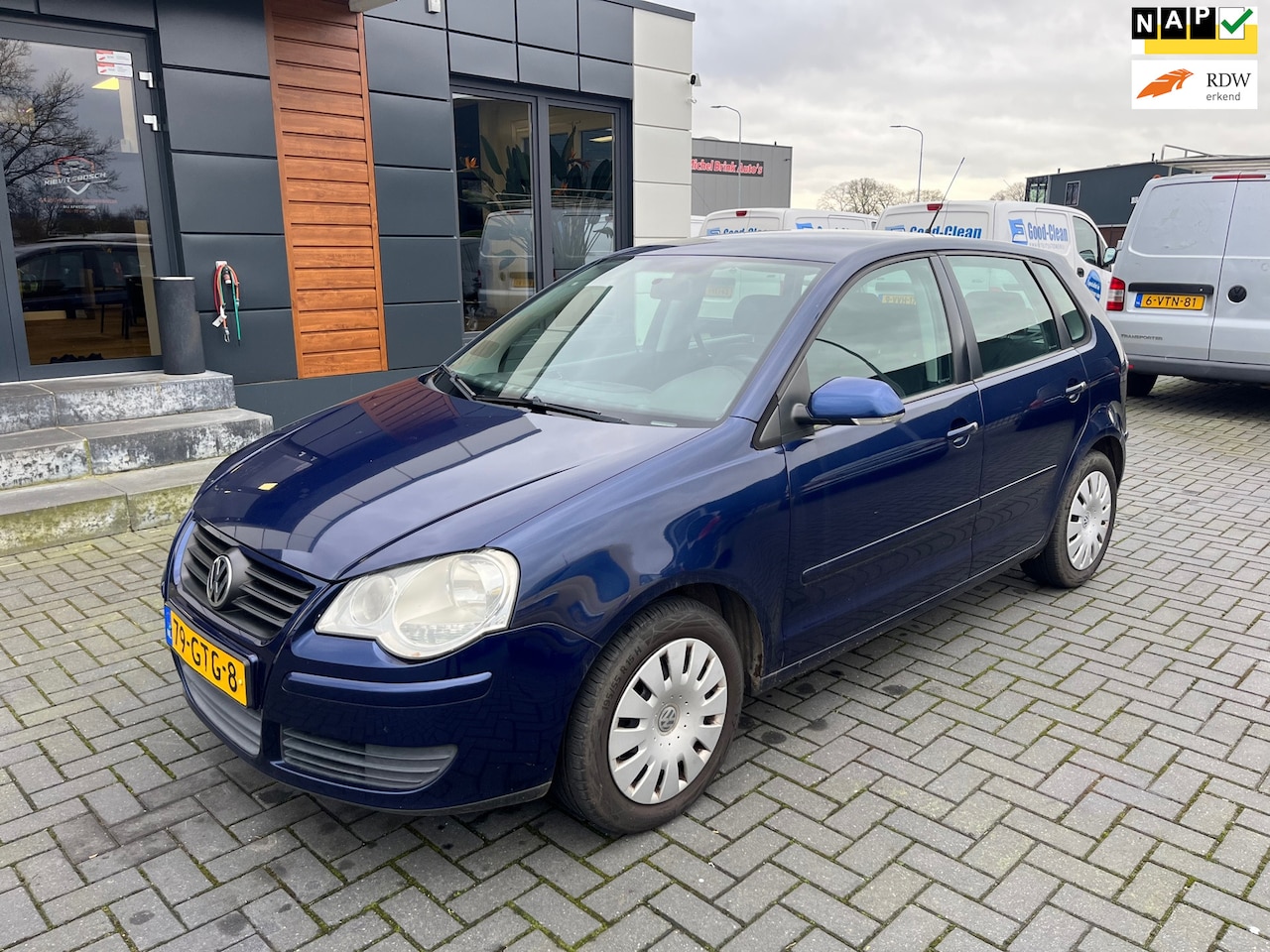 Volkswagen Polo - 1.4 TDI Comfortline 5 deurs Airco apk 12-2025 - AutoWereld.nl