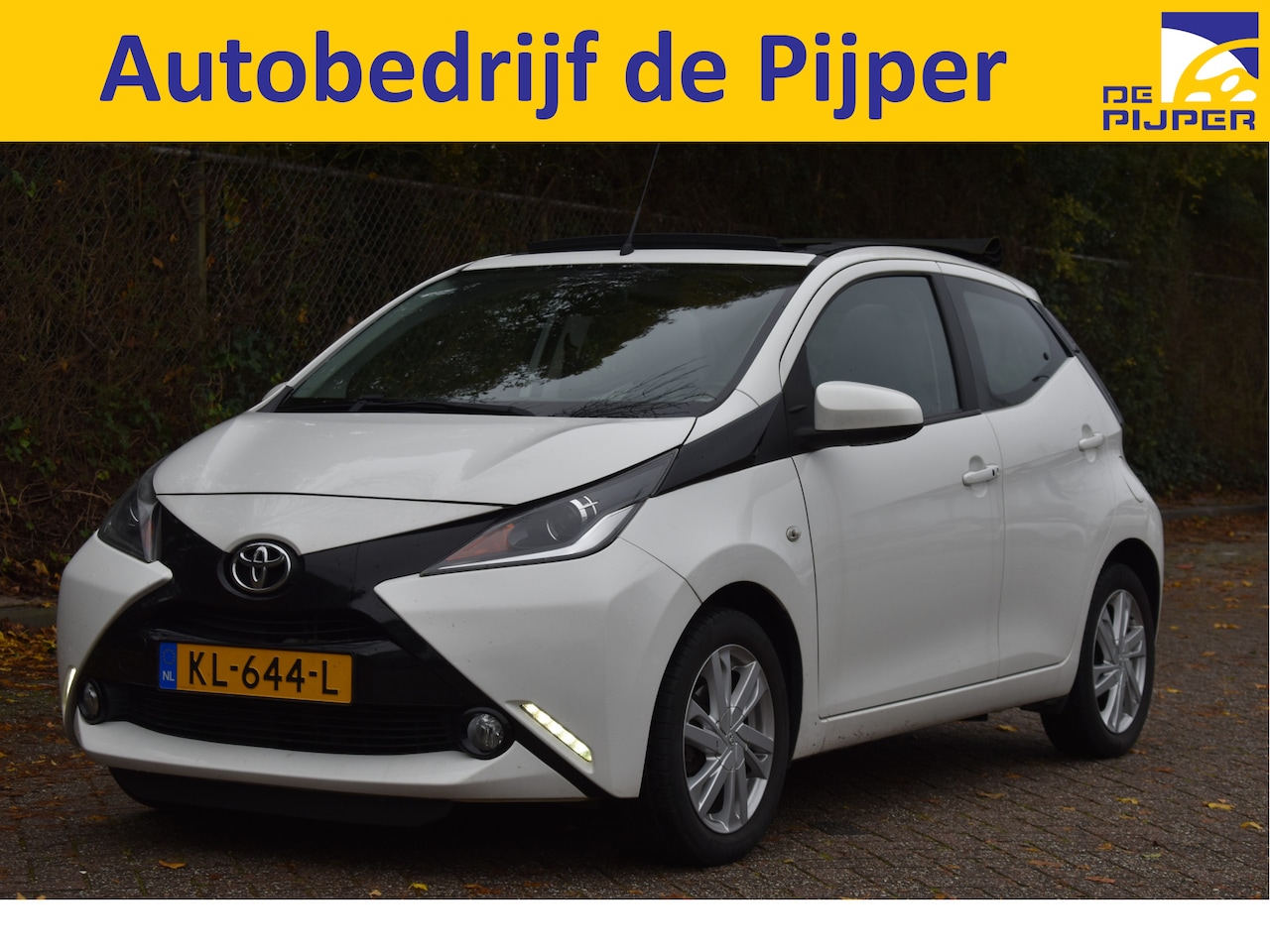 Toyota Aygo - 1.0 VVT-i x-play | Open dak | Camera | Keyless | Climate Contol | Bluetooth | LM-Velgen | - AutoWereld.nl