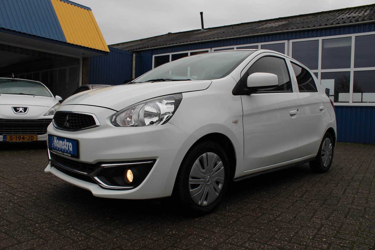 Mitsubishi Space Star - 1.0i "Edition" Airco - 5 Deurs !!! - AutoWereld.nl