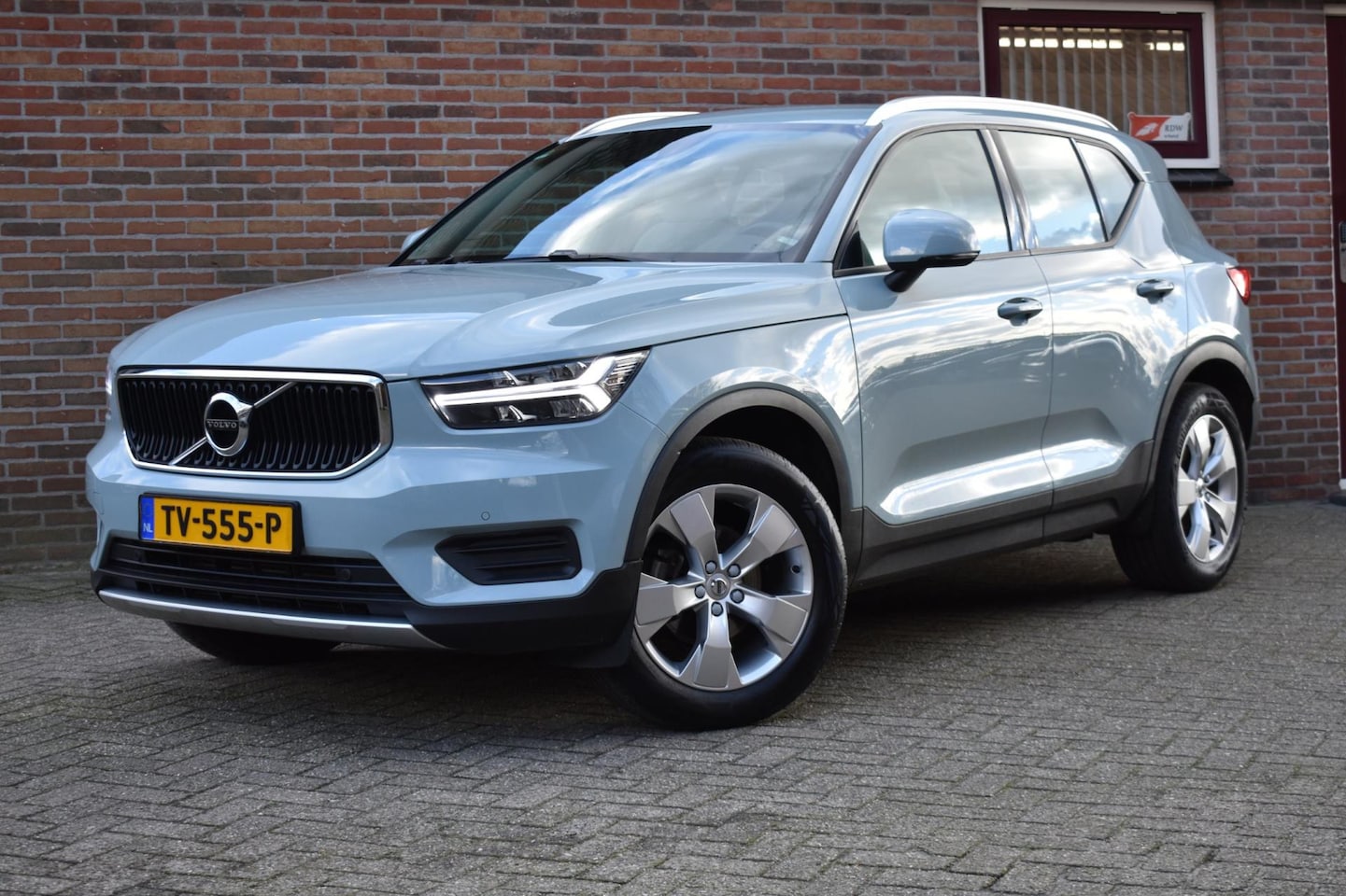 Volvo XC40 - 1.5 T3 Momentum 1.5 T3 Momentum - AutoWereld.nl