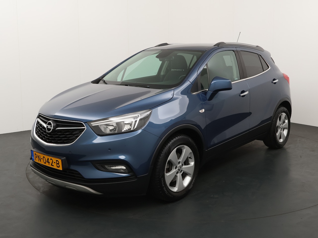 Opel Mokka X - 1.4 Turbo Innovation Automatische airco, trekhaak, parkeersensoren voor en achter, navigat - AutoWereld.nl