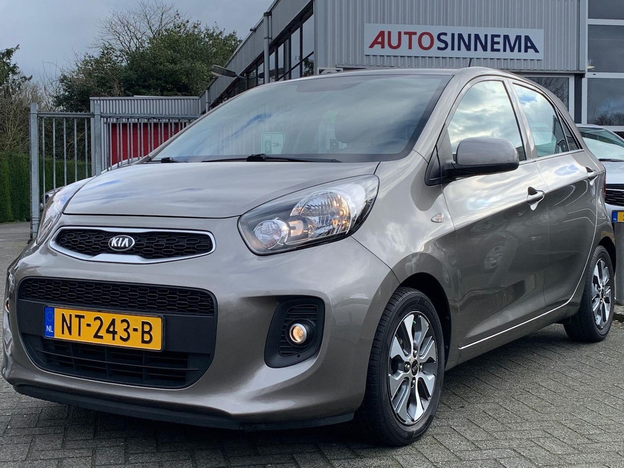 Kia Picanto - 1.0 CVVT EconomyPlusLine Camera Navi - AutoWereld.nl