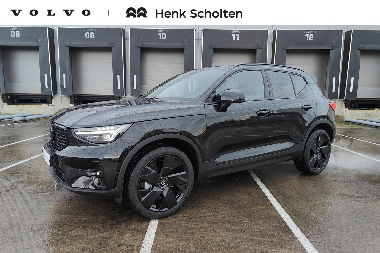 Volvo XC40 - 2.0 B4 Plus Black Edition 2.0 B4 Plus Black Edition - AutoWereld.nl