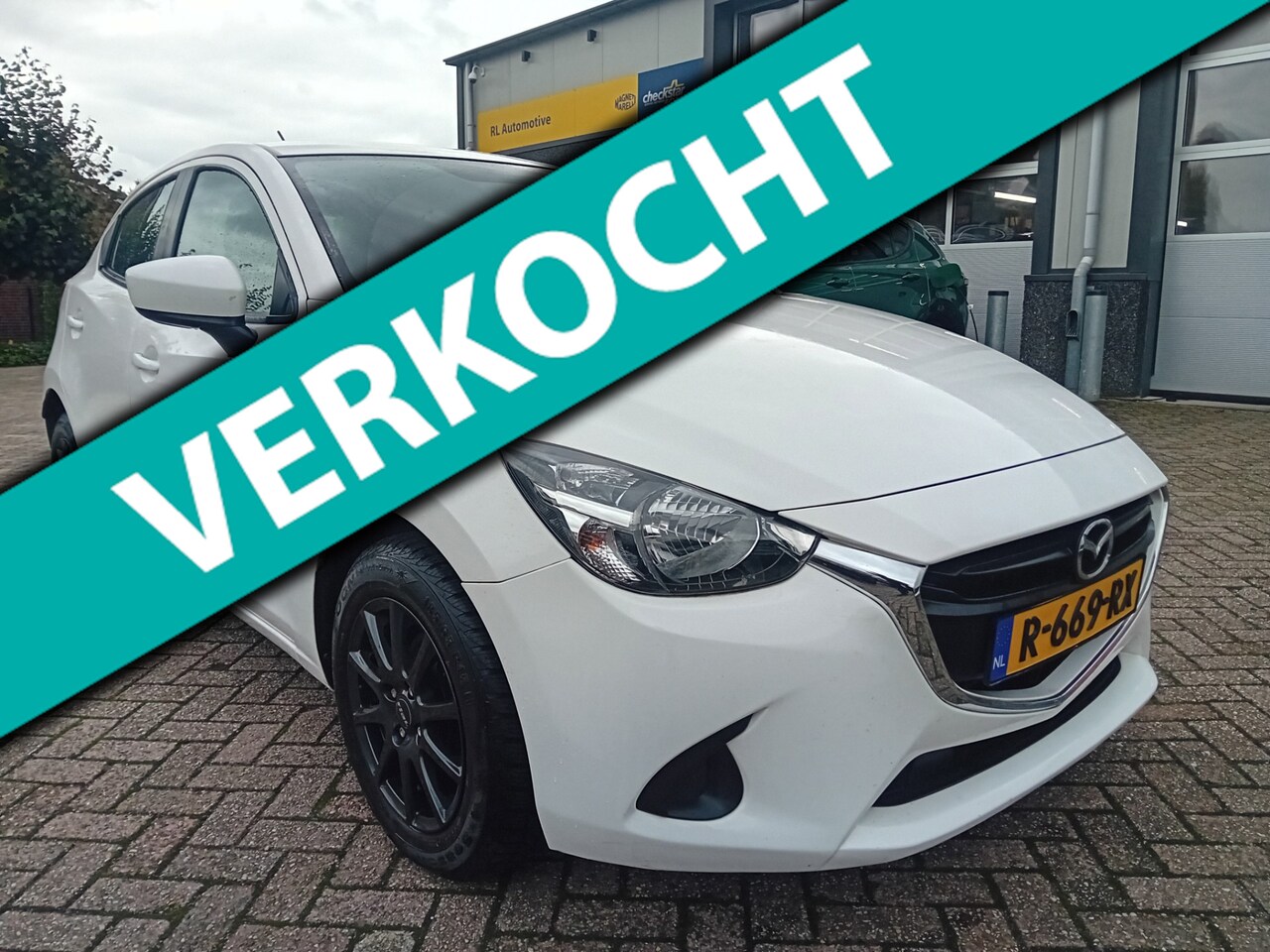 Mazda 2 - 1.5 Skyactiv-G S - Pdc - Airco - AutoWereld.nl