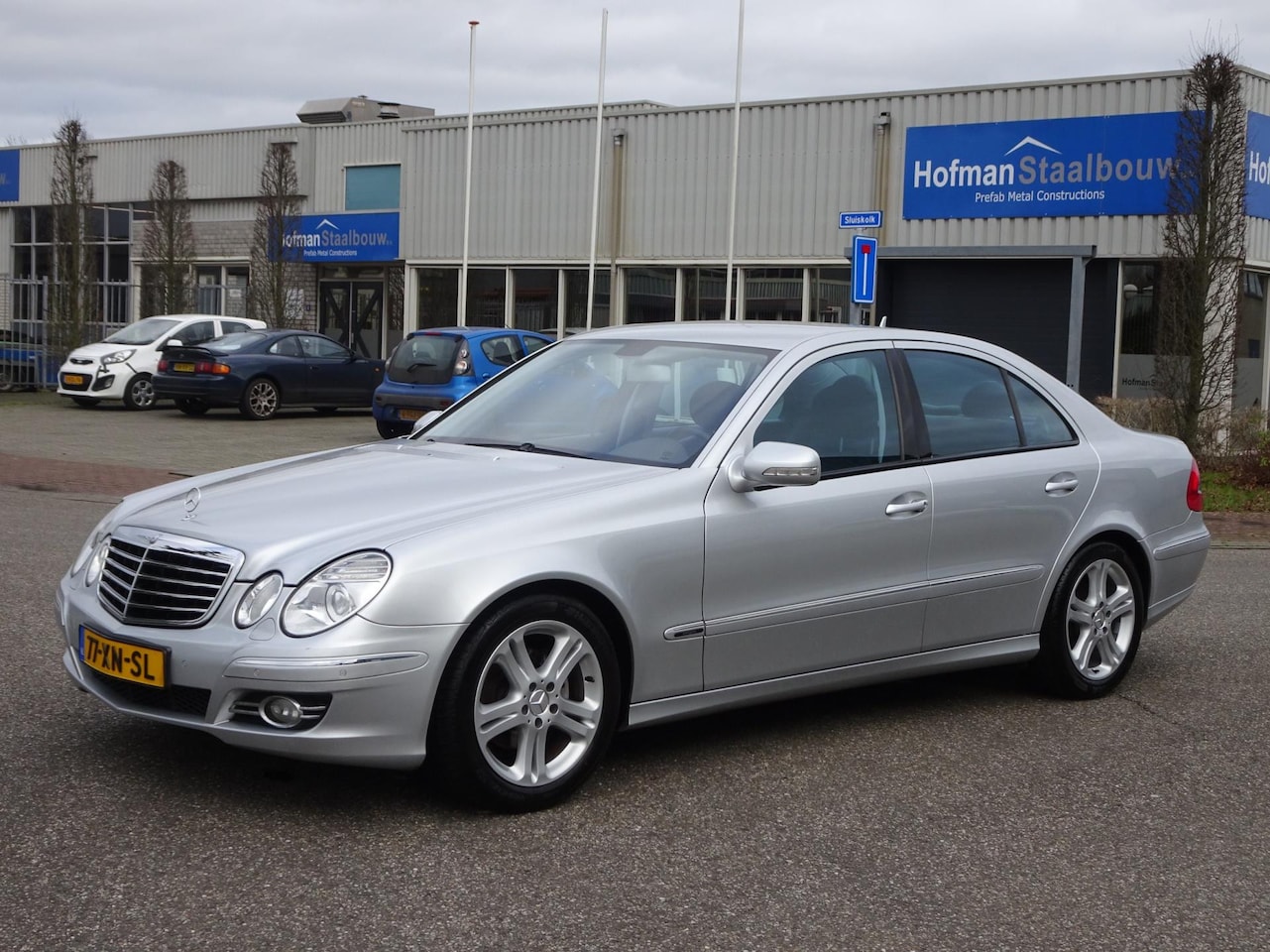 Mercedes-Benz E-klasse - 220 CDI Avantgarde 175.000 Km Nap Trekhaak - AutoWereld.nl