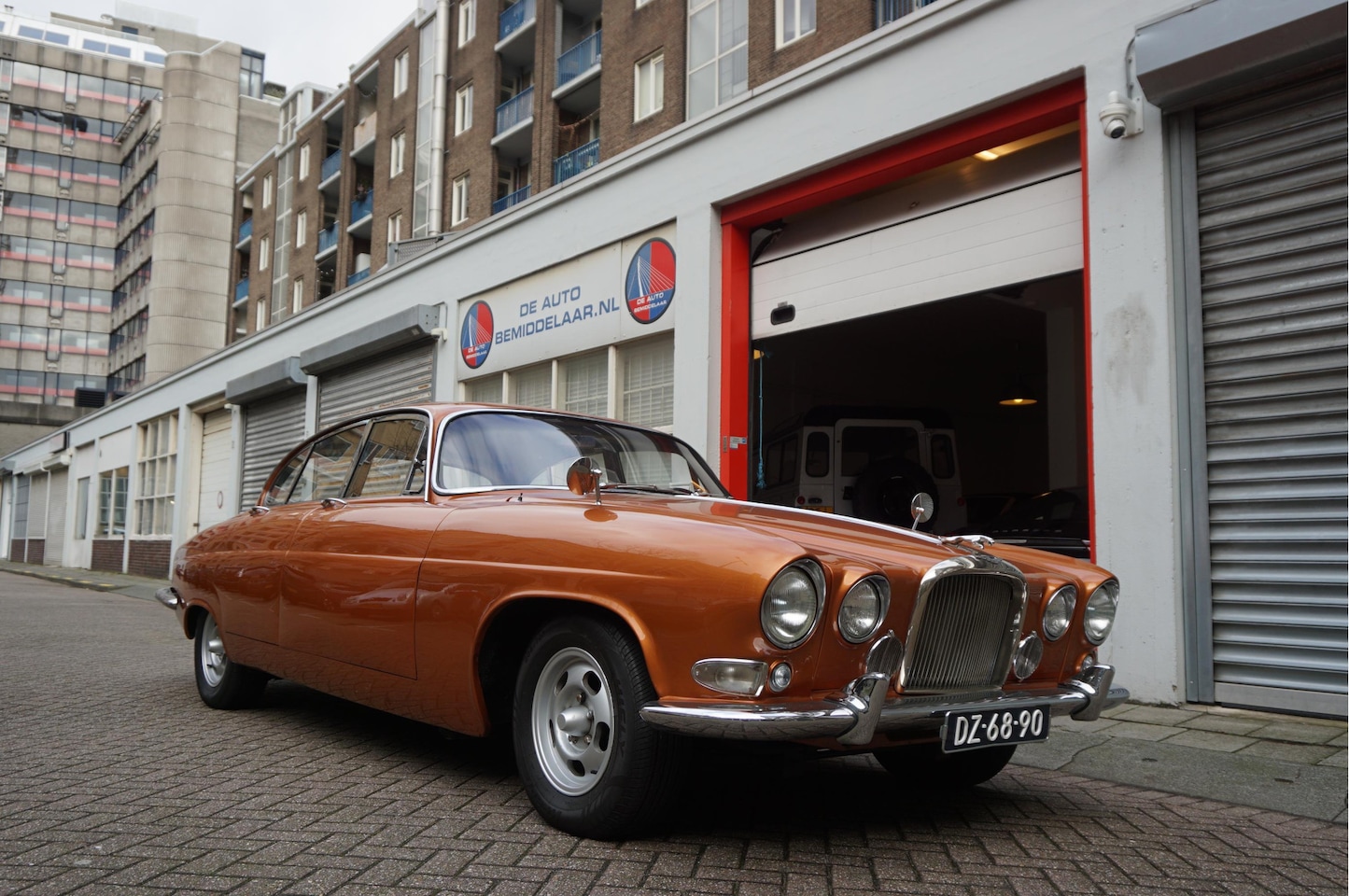 Jaguar Mark II - MK X / G420 / MK II / XJ / S type 4235cc 6 cilinder automaat 265pk | Beautiful Paintwork | - AutoWereld.nl