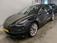 Tesla Model 3 - Long-Range AWD 351pk 75 kWh [ TREKHAAK+AUTOPILOT+620KM WLTP+PREMIUM AUDIO ]