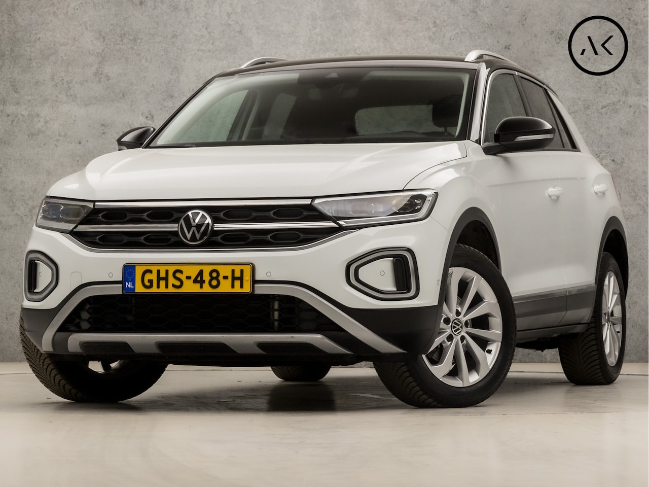 Volkswagen T-Roc - 1.5 TSI Sport 150Pk Automaat (NIEUW MODEL, GROOT NAVI, APPLE CARPLAY, VIRTUAL COCKPIT, STO - AutoWereld.nl