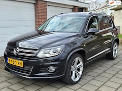 Volkswagen Tiguan - 2.0 TSI 4Motion *R-LINE* 211PK 6-bak