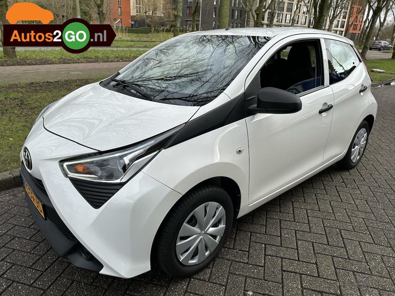 Toyota Aygo - 1.0 VVT-i x-play 1.0 VVT-i x-play - AutoWereld.nl