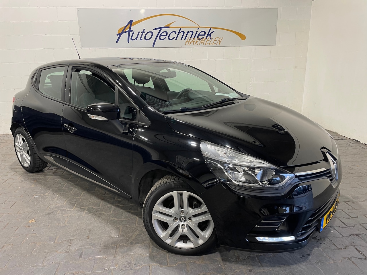 Renault Clio - 0.9 TCe *85DKM*NL-Auto*Rijklaarprijs* - AutoWereld.nl