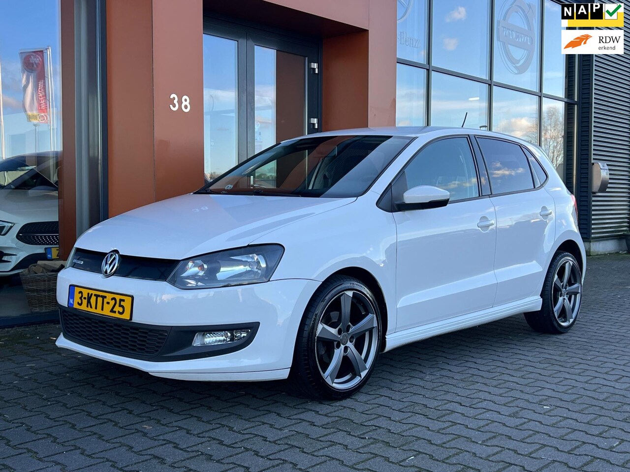 Volkswagen Polo - 1.2TDI BlueMotion|Isofix|Airco|Aux|Cruise - AutoWereld.nl