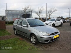 Ford Focus Wagon - 1.6-16V Trend