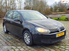 Volkswagen Golf - 1.2 TSI Comfortline BlueMotion 1e eigenaar dealer onderhouden airco cruis control navigati