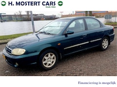 Kia Mentor - 1.6 16V sedan * AIRCO * APK * DISCOUNT COLLECTIE