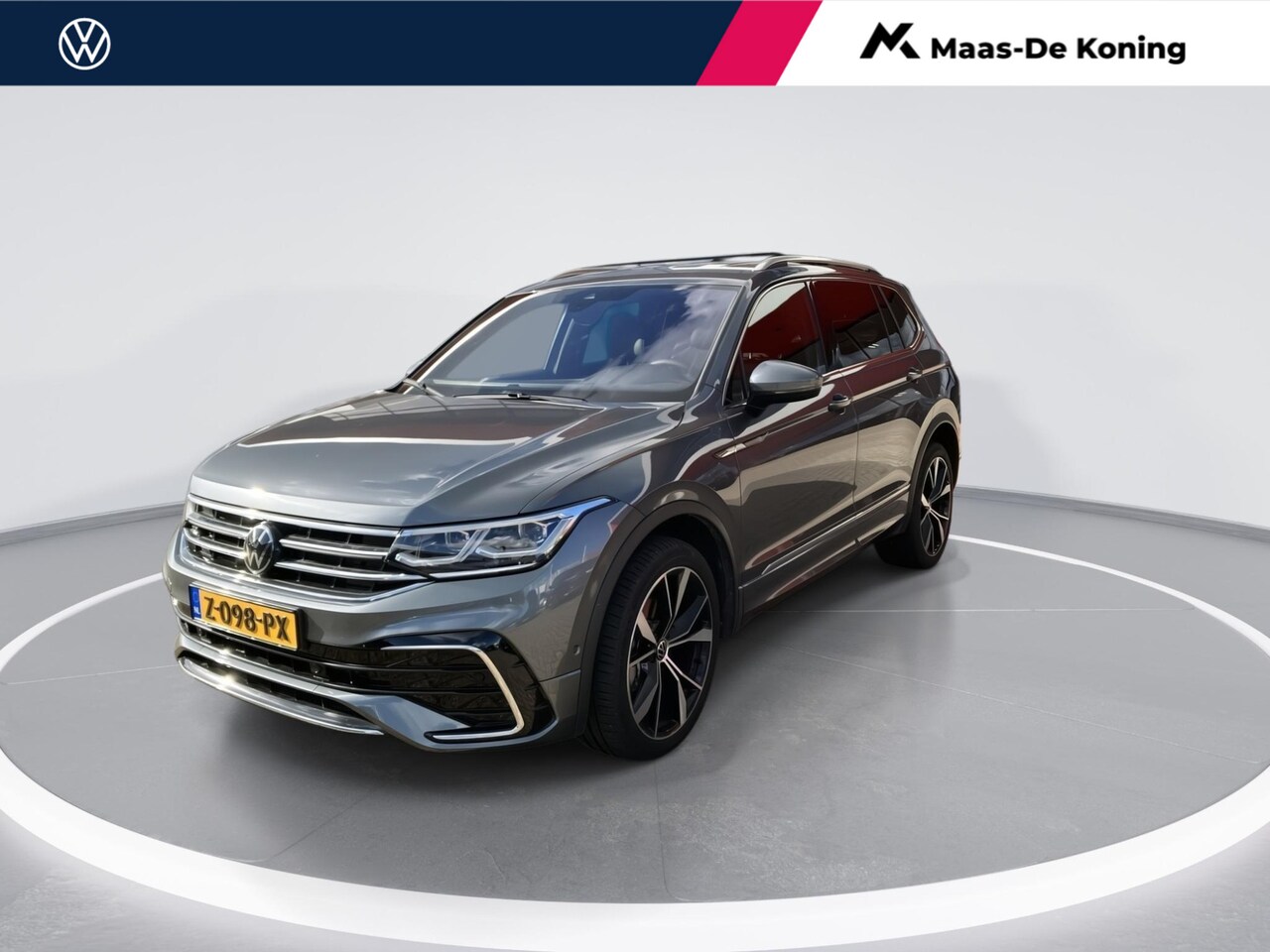 Volkswagen Tiguan Allspace - 1.5 TSI 150pk DSG R-Line Business 7p. · Camera · Keyless · Matrix LED · Inklap. Trekhaak · - AutoWereld.nl