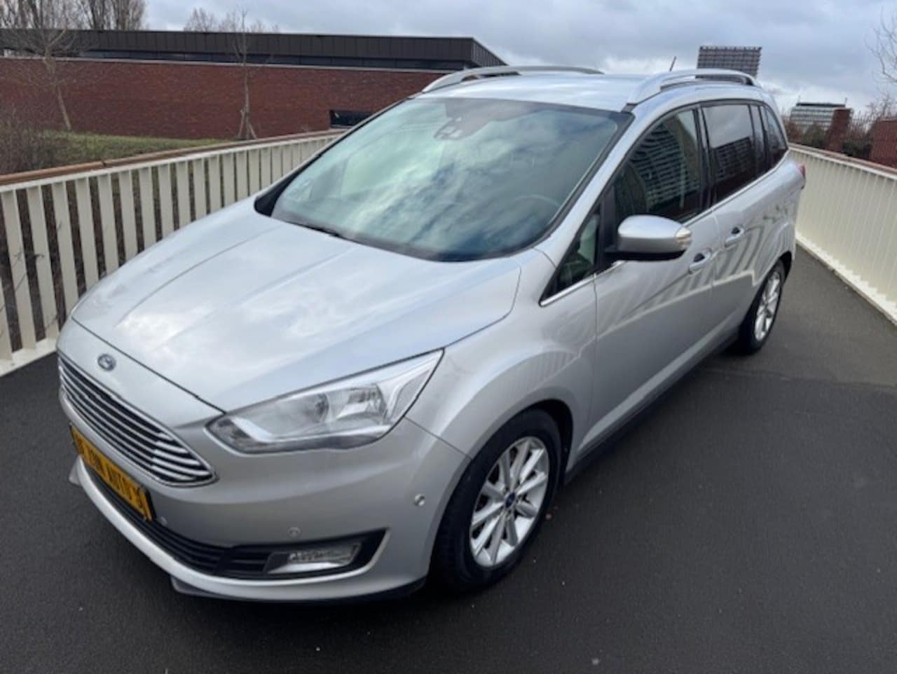 Ford Grand C-Max - 1.0 Trend 7p. 1.0 Trend 7p. - AutoWereld.nl