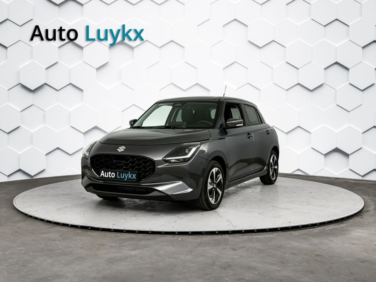 Suzuki Swift - 1.2 Style Smart Hybrid | Nieuw & rijklaar - AutoWereld.nl