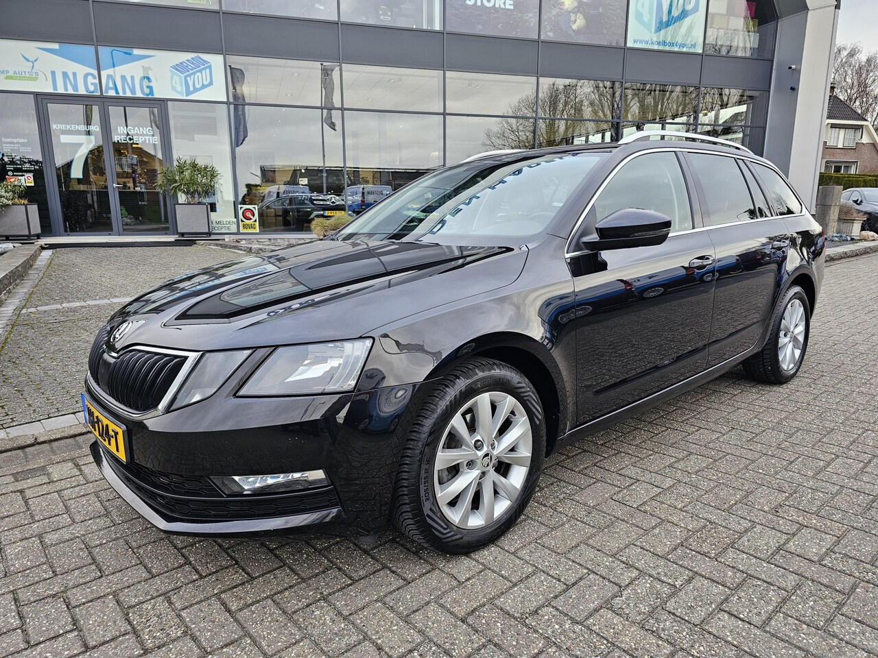 Skoda Octavia Combi - 1.6 TDI Greentech Clever Edition Automaat * Eerste Eigenaar * - AutoWereld.nl