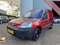 Peugeot Partner - 170C 1.4 Avantage ( Airco + NW APK + Rijdt goed + Trekhaak )