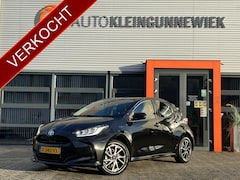 Toyota Yaris - 1.5 Hybrid Business Plus 10 jaar fabrieksgarantie Apple/Android Carplay / Camera / Adaptiv