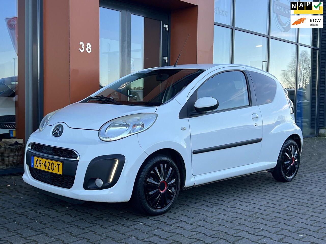 Citroën C1 - 1.0 Collection|Airco|Isofix|AUX|Bluetooth|LED - AutoWereld.nl