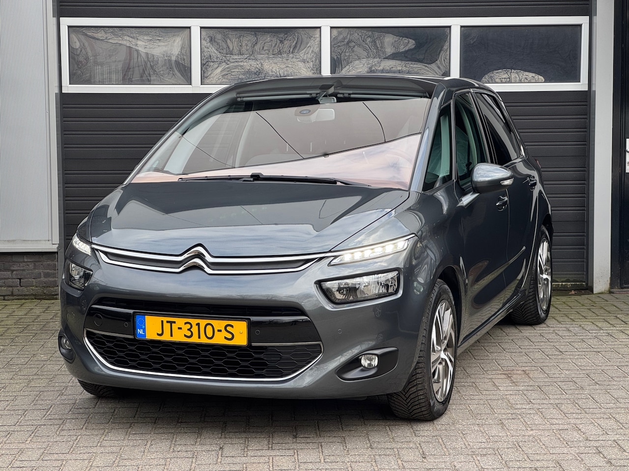 Citroën C4 Picasso - 1.6 e-THP Intensive Massage, Navi, Climate, Cruise Control, Camera, NAP - AutoWereld.nl