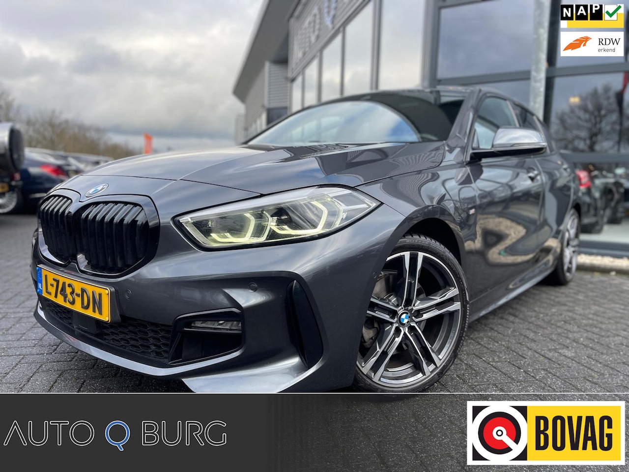 BMW 1-serie - 118i High Executive | Automaat | Panoramadak | M Pakket | Digital Cockpit | Leder | Stoelv - AutoWereld.nl